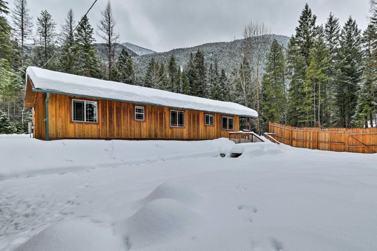 Hungry Horse Cabin Deck, Fire Pit, Near Glacier! Bagian luar foto